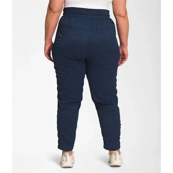 New The North Face Capri Pants Women’s 3XL Aphrodite 2.0 Summit Navy Stretch - Picture 2 of 16